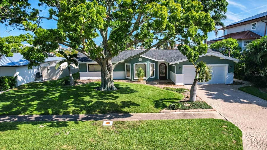 Property photo for 440 PALM ISLAND SE, Clearwater Beach, FL