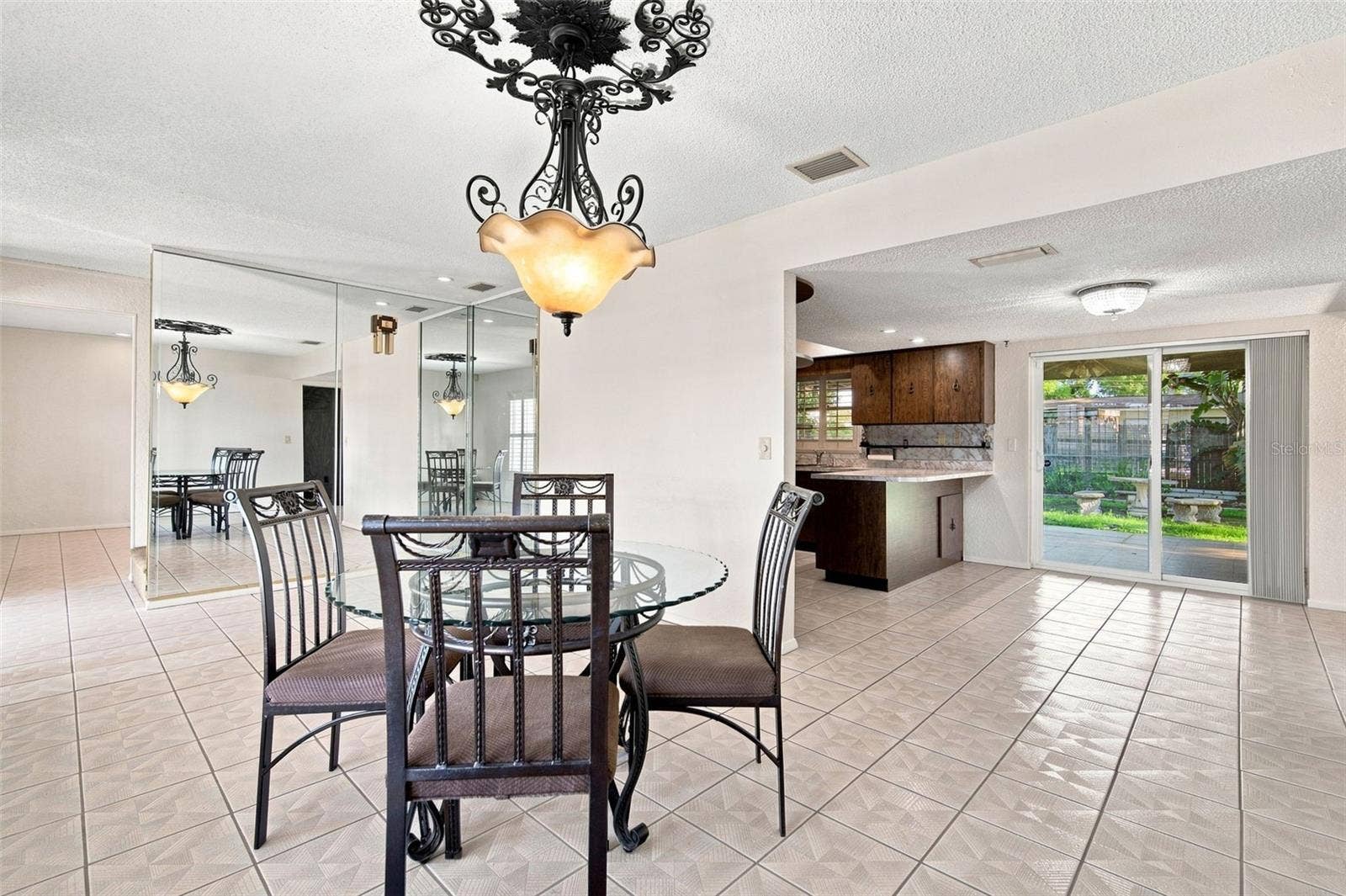 2705 SILVER LAKE AVENUE, Tampa, FL 33614