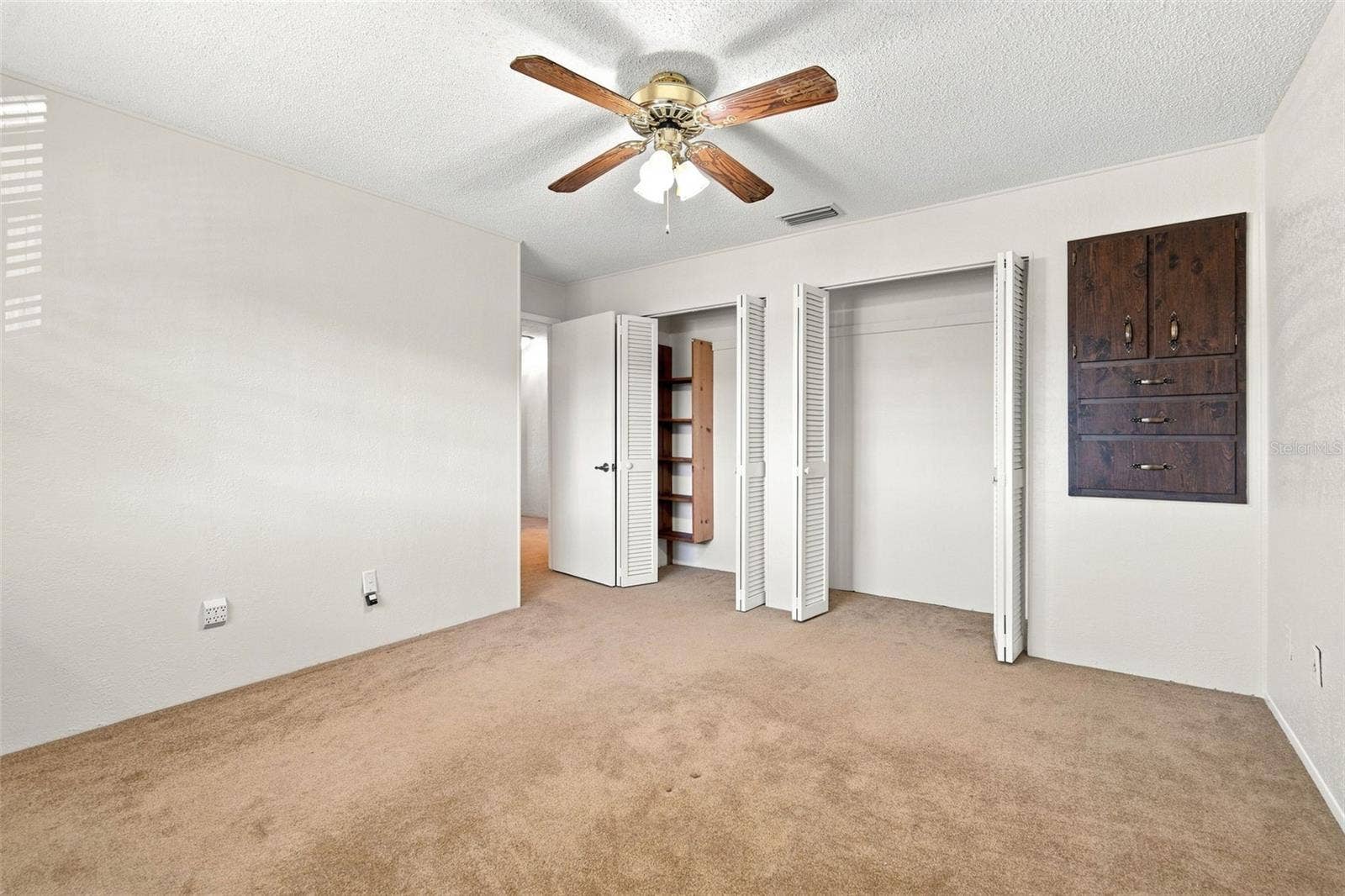 2705 SILVER LAKE AVENUE, Tampa, FL 33614