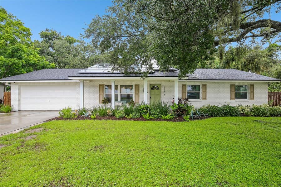 Property photo for 2304 MEDFORD LANE, Brandon, FL