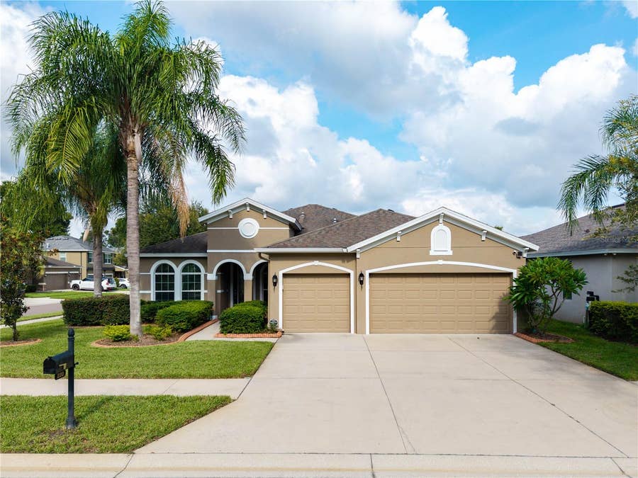 Property photo for 220 PARSONS WOODS DRIVE, Seffner, FL