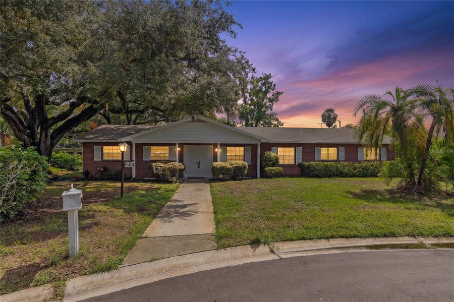 Property photo for 6401 WINGFOOT CIRCLE, Tampa, FL