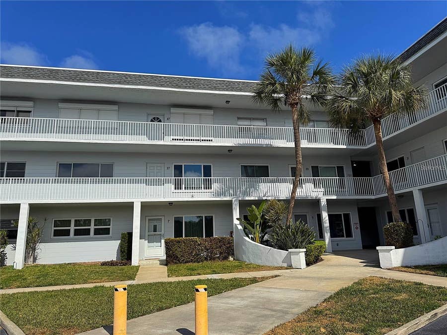 Property photo for 2001 WORLD PARKWAY BOULEVARD, #7, Clearwater, FL