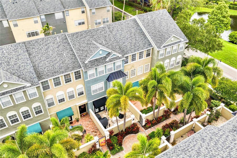Property photo for 1425 HARBOUR WALK ROAD, Tampa, FL