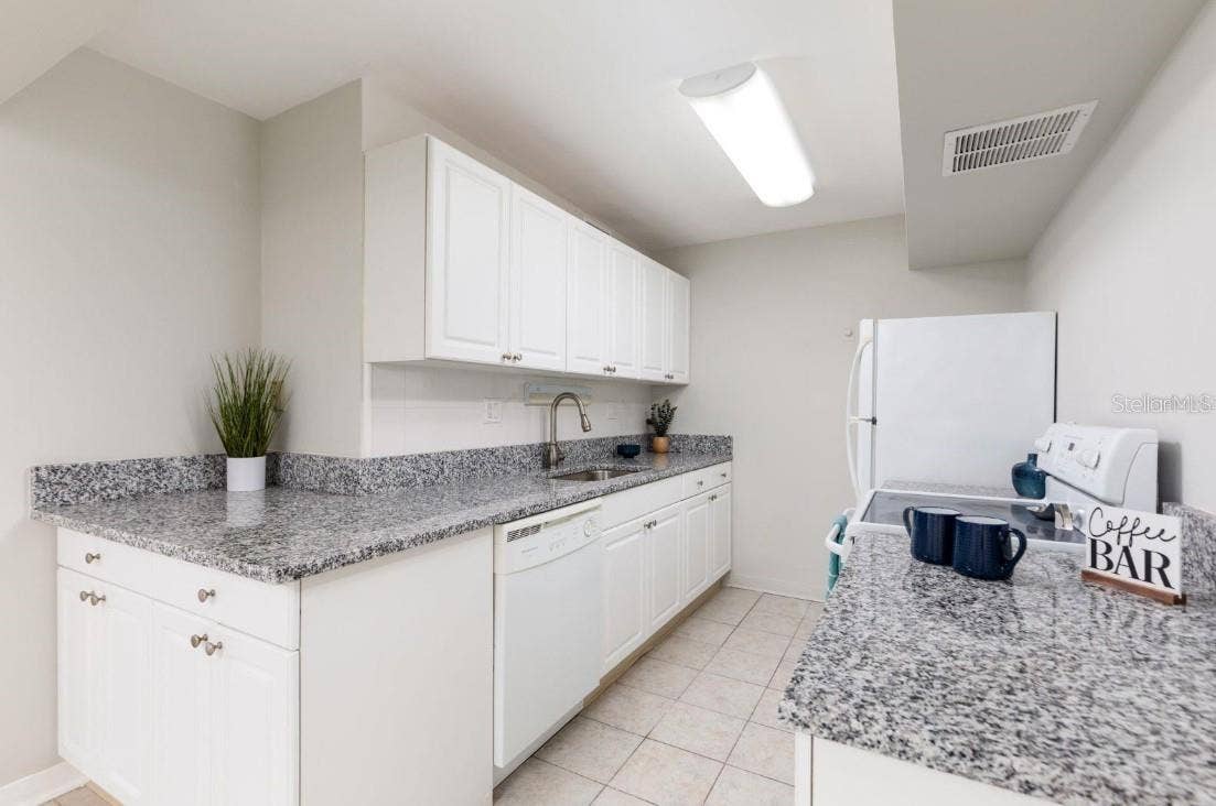 10355 PARADISE BOULEVARD, #103, Treasure Island, FL 33706 10355 PARADISE BOULEVARD, #103, Treasure Island, FL 33706