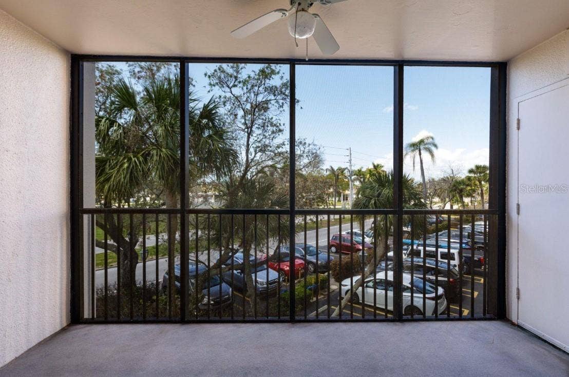10355 PARADISE BOULEVARD, #103, Treasure Island, FL 33706 10355 PARADISE BOULEVARD, #103, Treasure Island, FL 33706