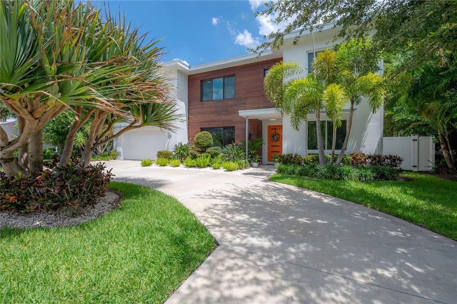 Property photo for 4207 W JETTON AVENUE, Tampa, FL