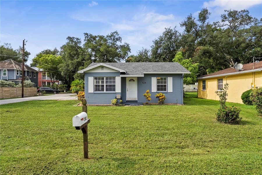 Property photo for 2902 W LEILA AVENUE, Tampa, FL