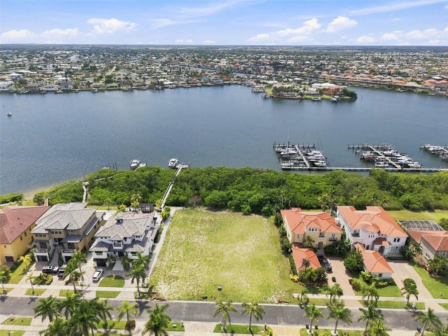 Property photo for 6111 LAGOMAR LANE, Apollo Beach, FL
