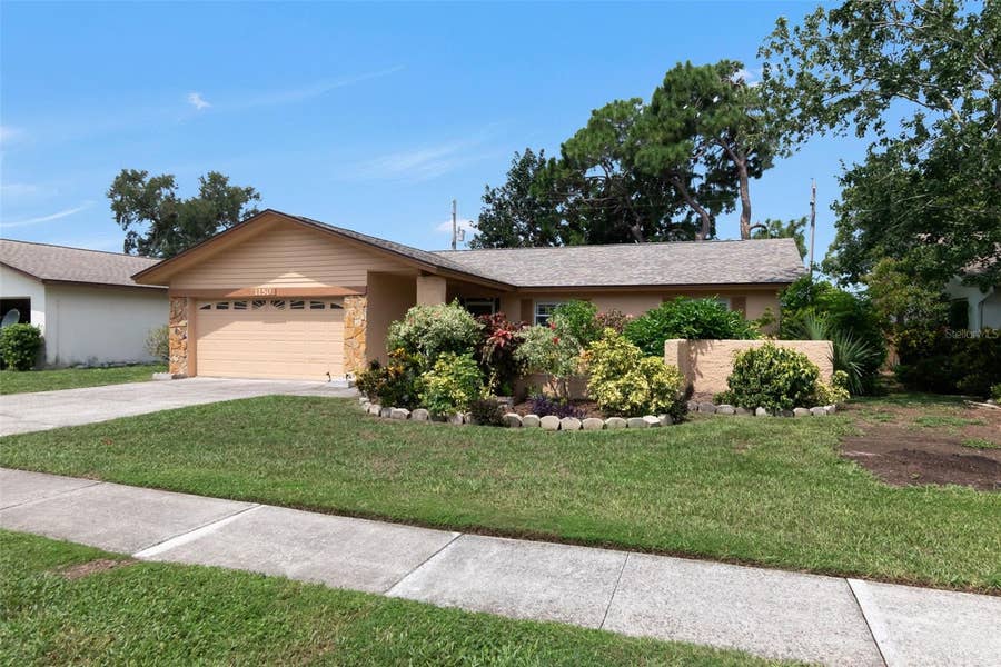 Property photo for 1150 BROOK DRIVE W, Dunedin, FL