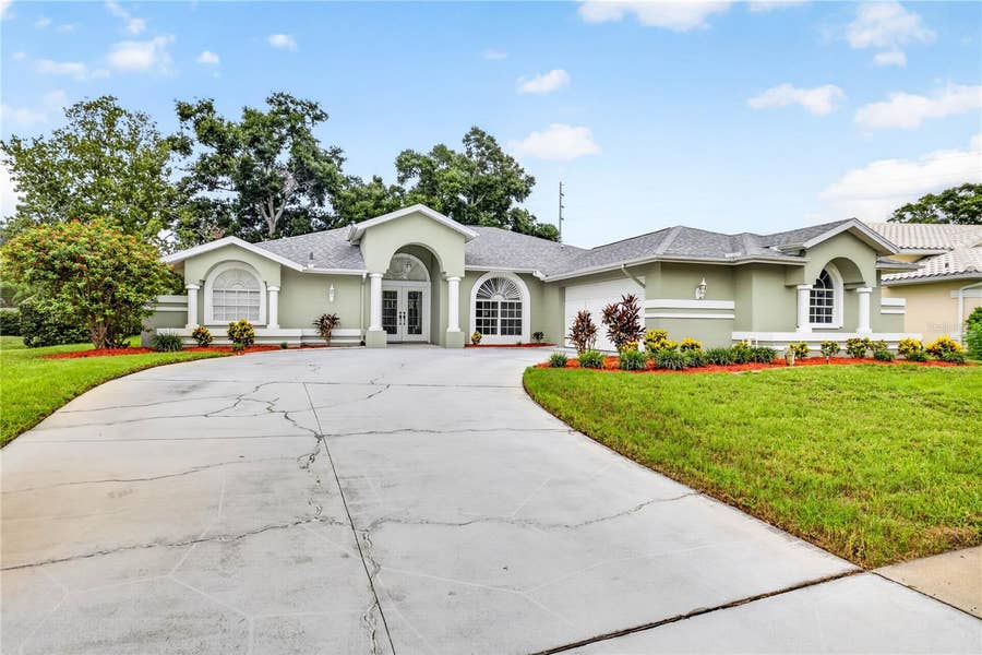 Property photo for 2817 JARVIS CIRCLE, Palm Harbor, FL