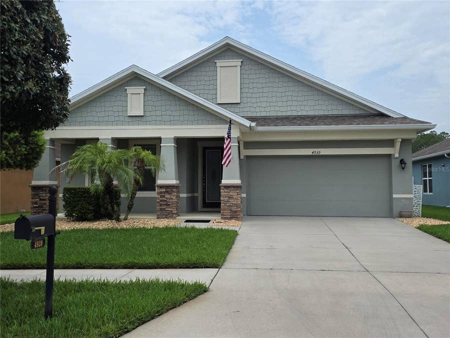 Property photo for 4939 AUTUMN RIDGE DRIVE, Wesley Chapel, FL