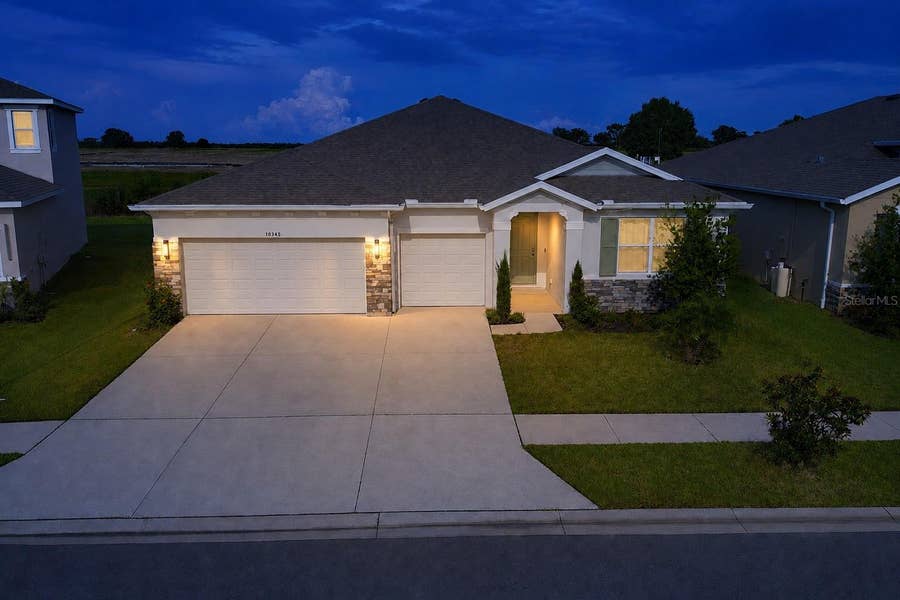 Property photo for 10345 BRIDGEGATE HEIGHTS LOOP, San Antonio, FL