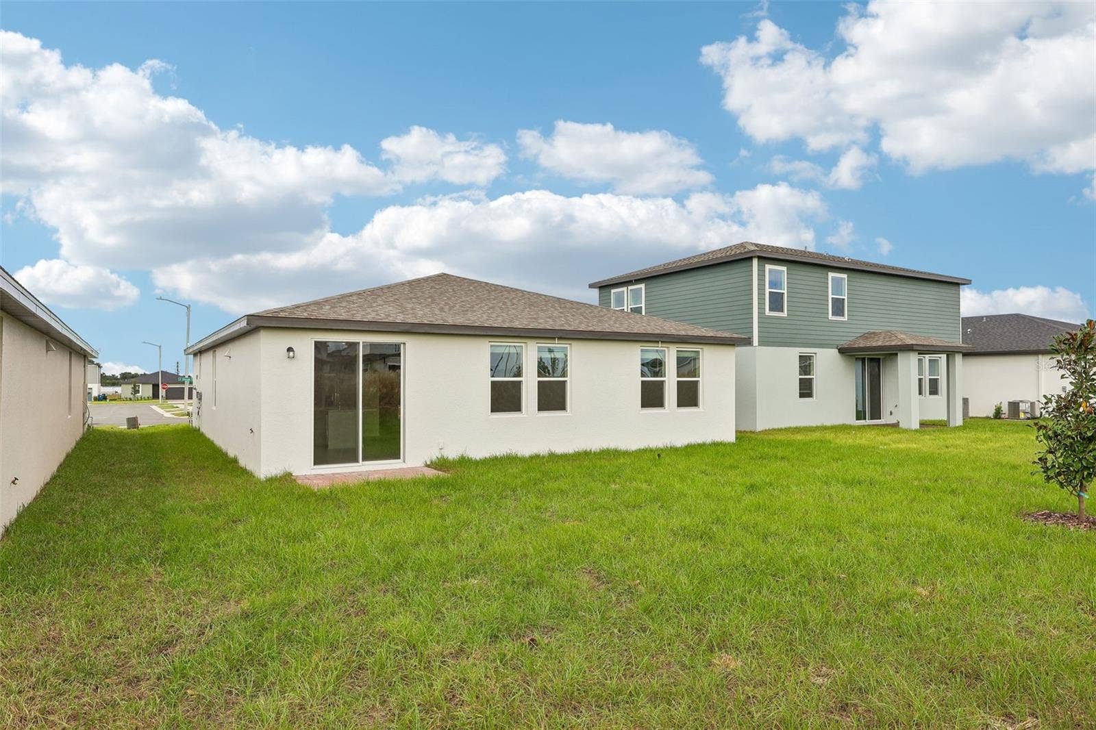 2194 WILDBERRY WAY, Minneola, FL 34715 2194 WILDBERRY WAY, Minneola, FL 34715