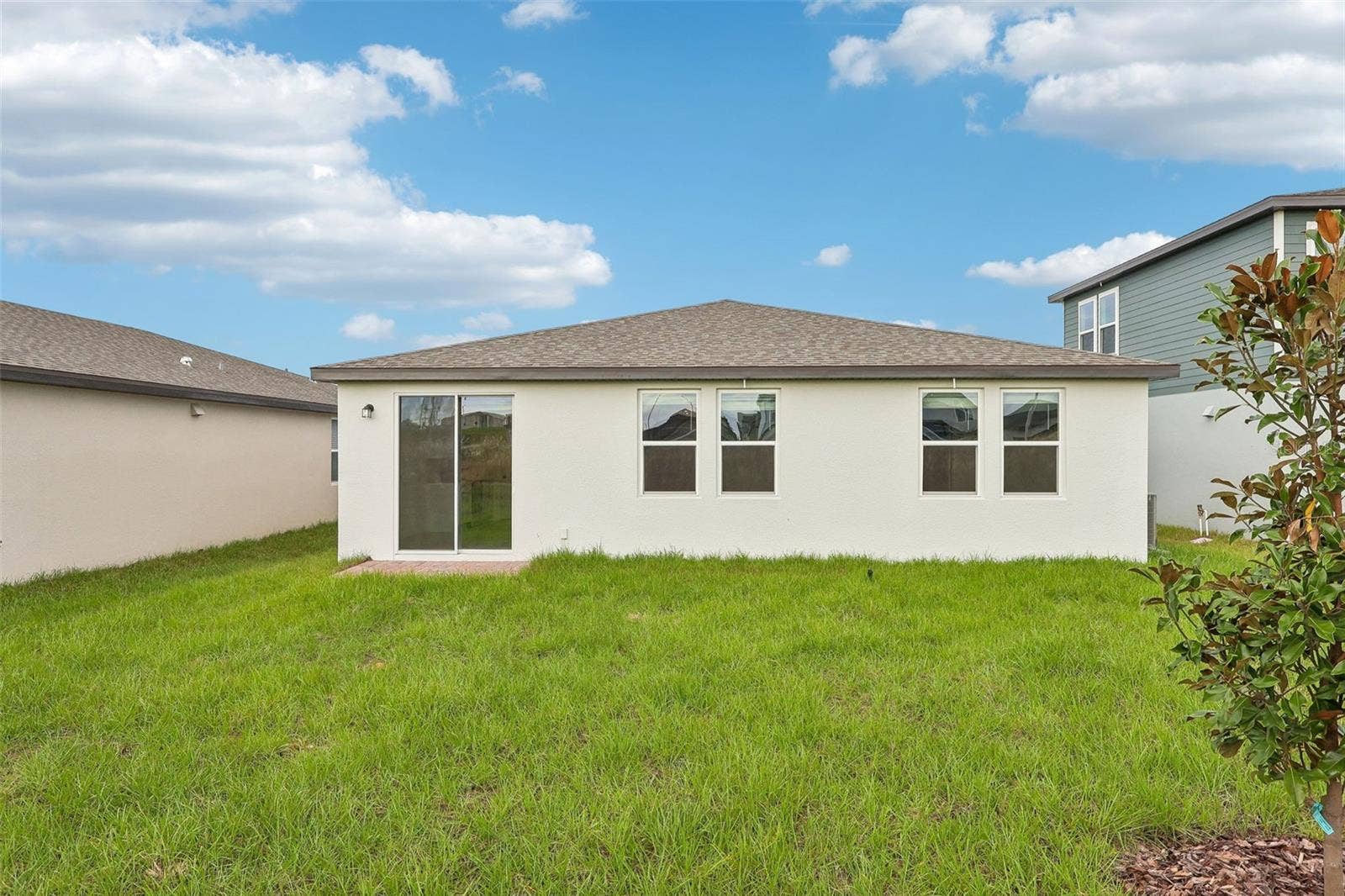 2194 WILDBERRY WAY, Minneola, FL 34715 2194 WILDBERRY WAY, Minneola, FL 34715