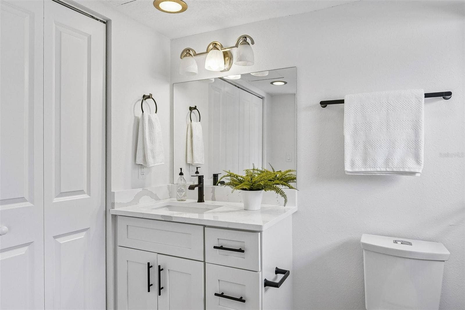 8911 BLIND PASS ROAD, #104, St Petersburg, FL 33706 8911 BLIND PASS ROAD, #104, St Petersburg, FL 33706