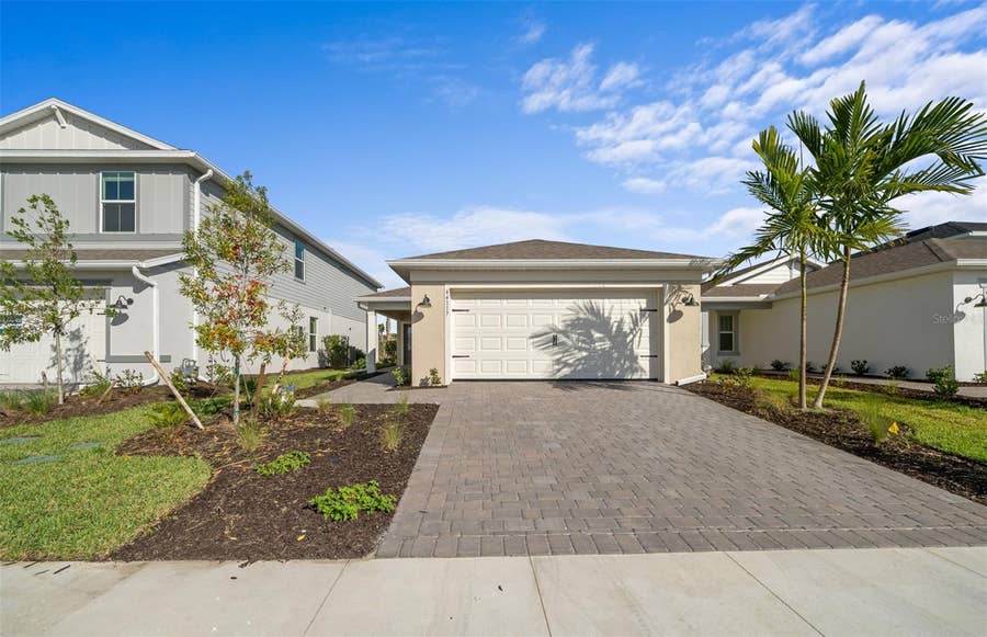 Property photo for 813 BALLEBY TRAIL, Bradenton, FL