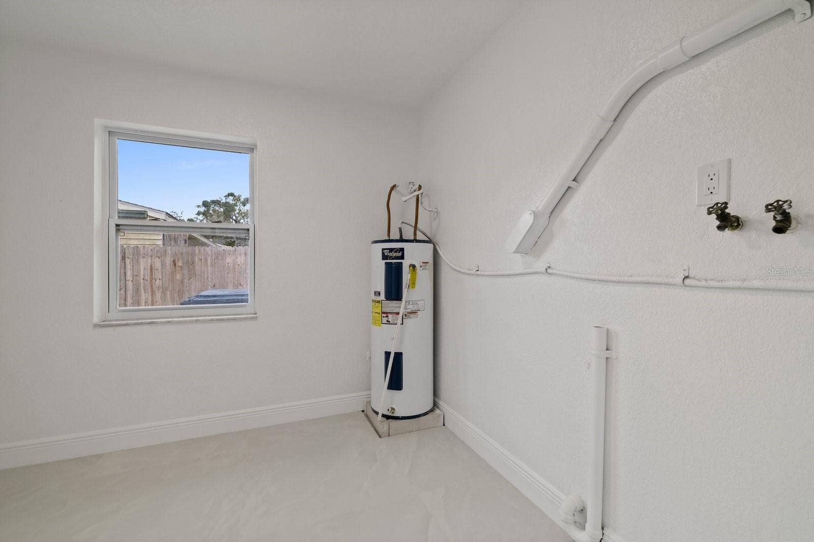 7156 SPRING HILL DRIVE, Spring Hill, FL 34606 7156 SPRING HILL DRIVE, Spring Hill, FL 34606