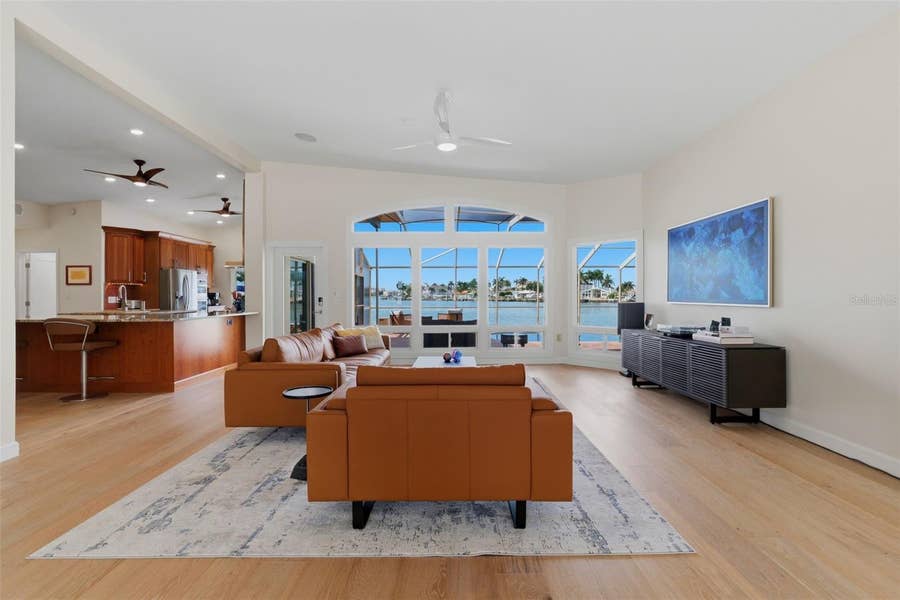 Property photo for 661 79TH CIRCLE S, St Petersburg, FL