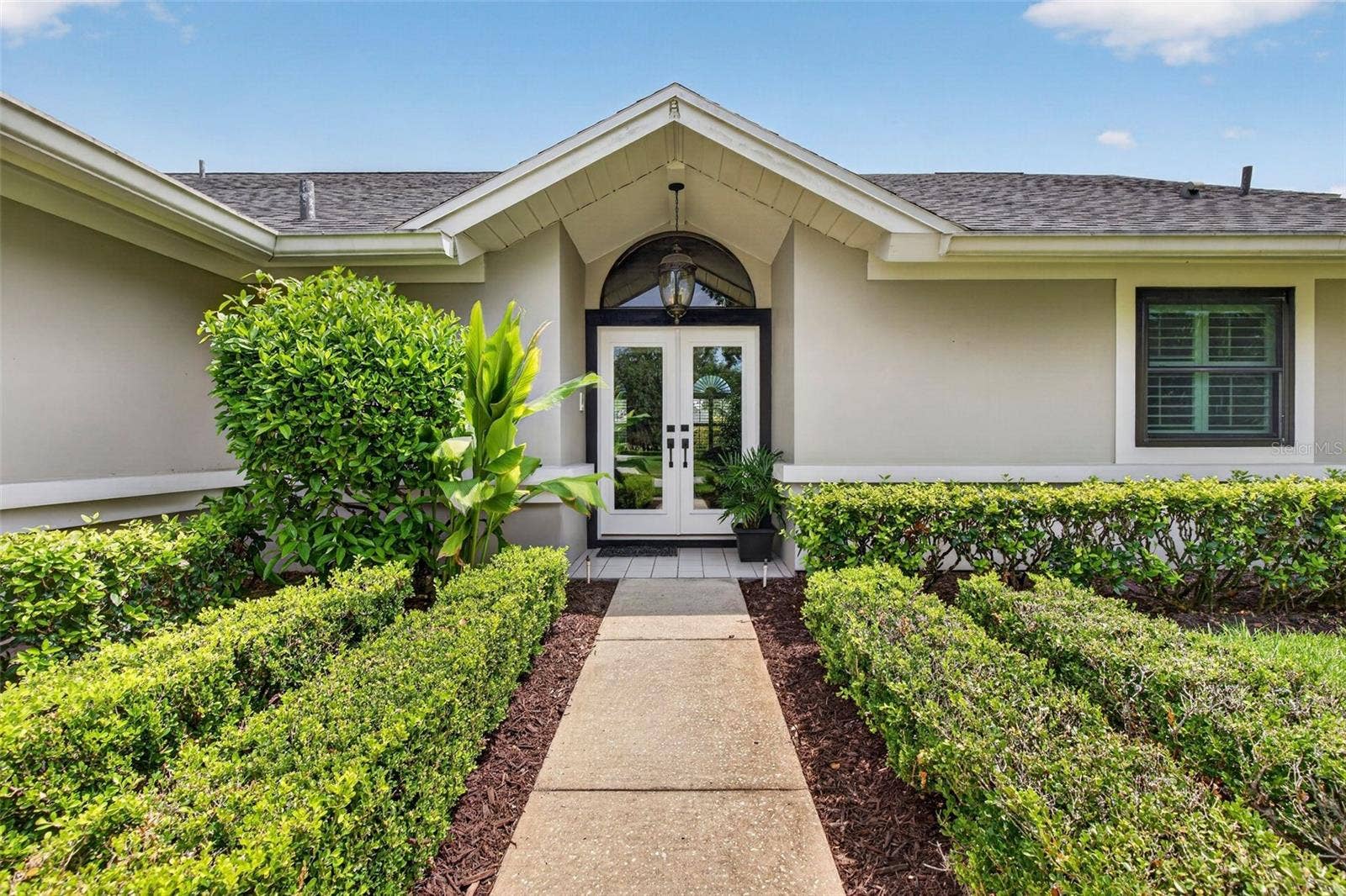 2604 ROYAL LIVERPOOL DRIVE, Tarpon Springs, FL 34688 2604 ROYAL LIVERPOOL DRIVE, Tarpon Springs, FL 34688
