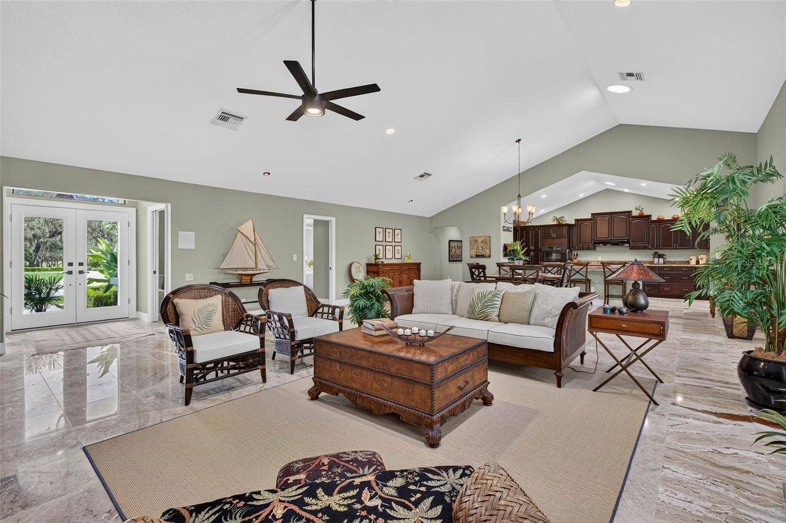 2604 ROYAL LIVERPOOL DRIVE, Tarpon Springs, FL 34688 2604 ROYAL LIVERPOOL DRIVE, Tarpon Springs, FL 34688