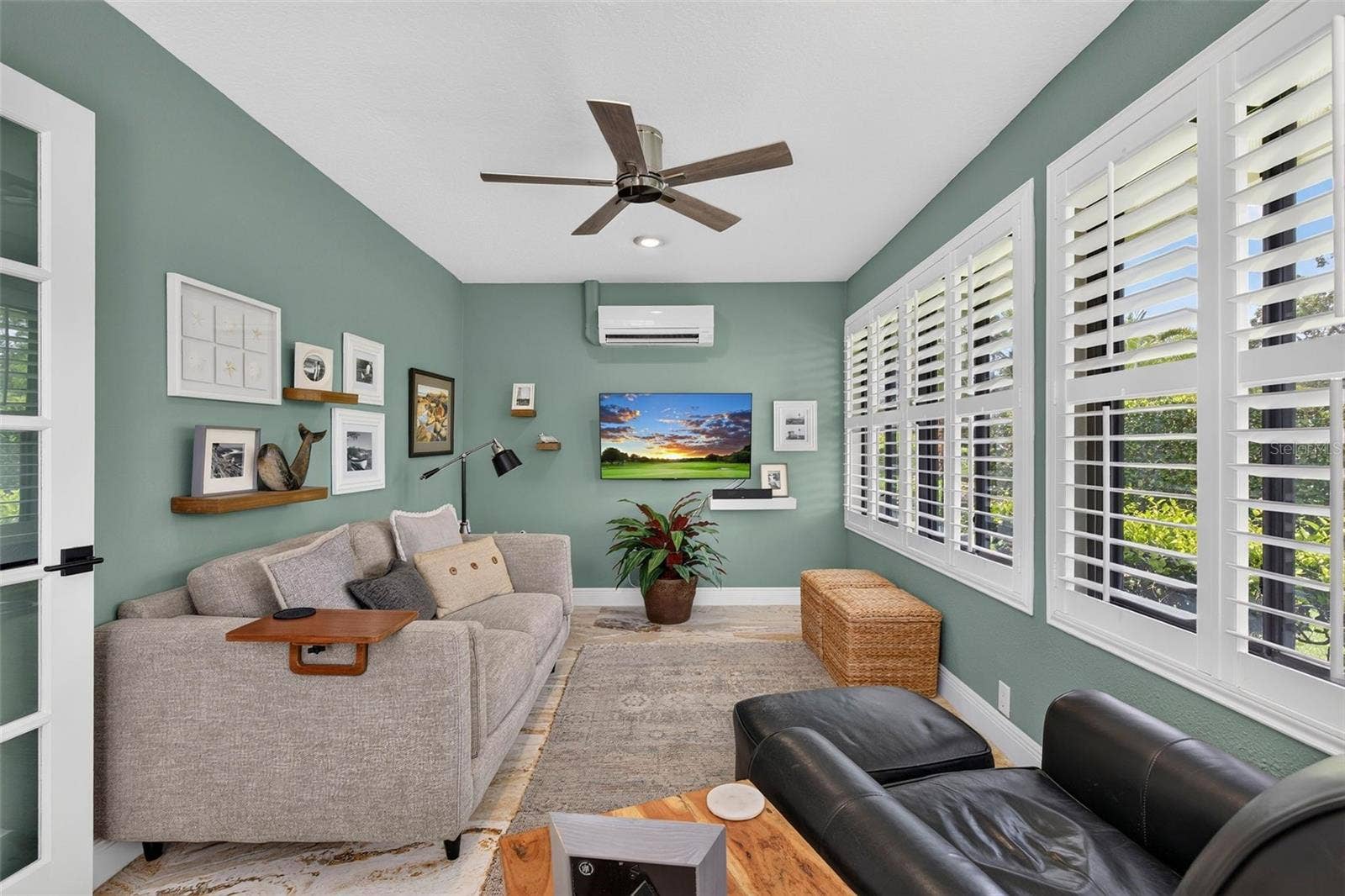 2604 ROYAL LIVERPOOL DRIVE, Tarpon Springs, FL 34688 2604 ROYAL LIVERPOOL DRIVE, Tarpon Springs, FL 34688