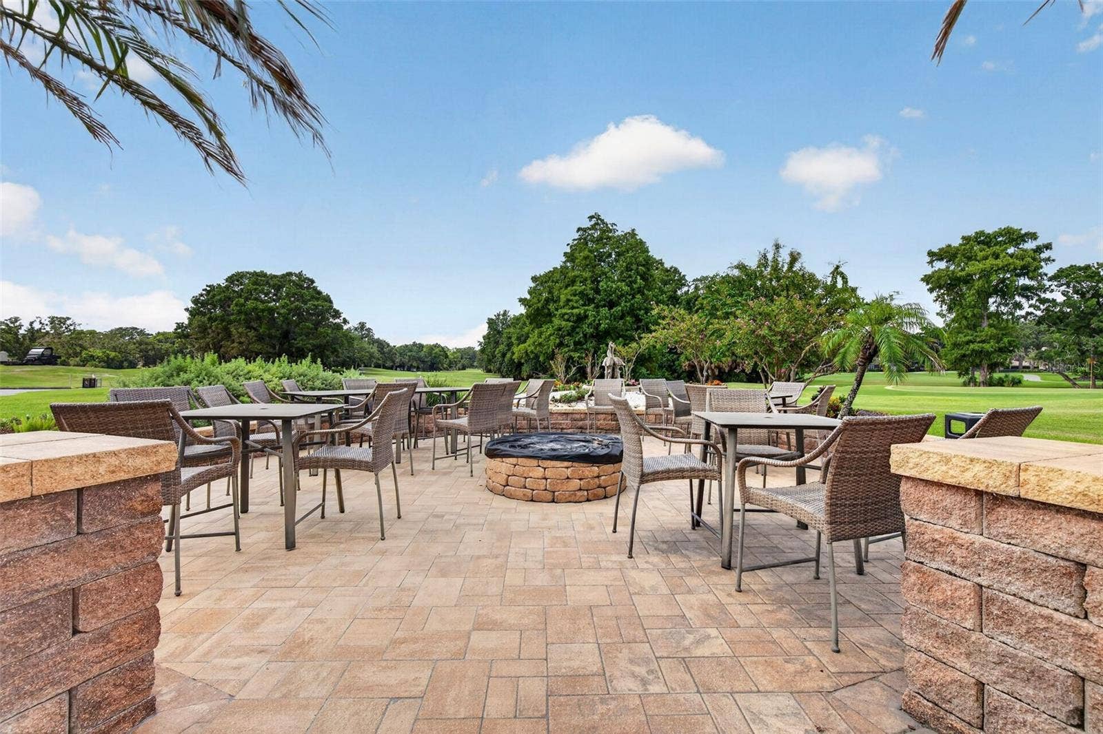2604 ROYAL LIVERPOOL DRIVE, Tarpon Springs, FL 34688 Clubhouse Outdoor Area Available with Membership