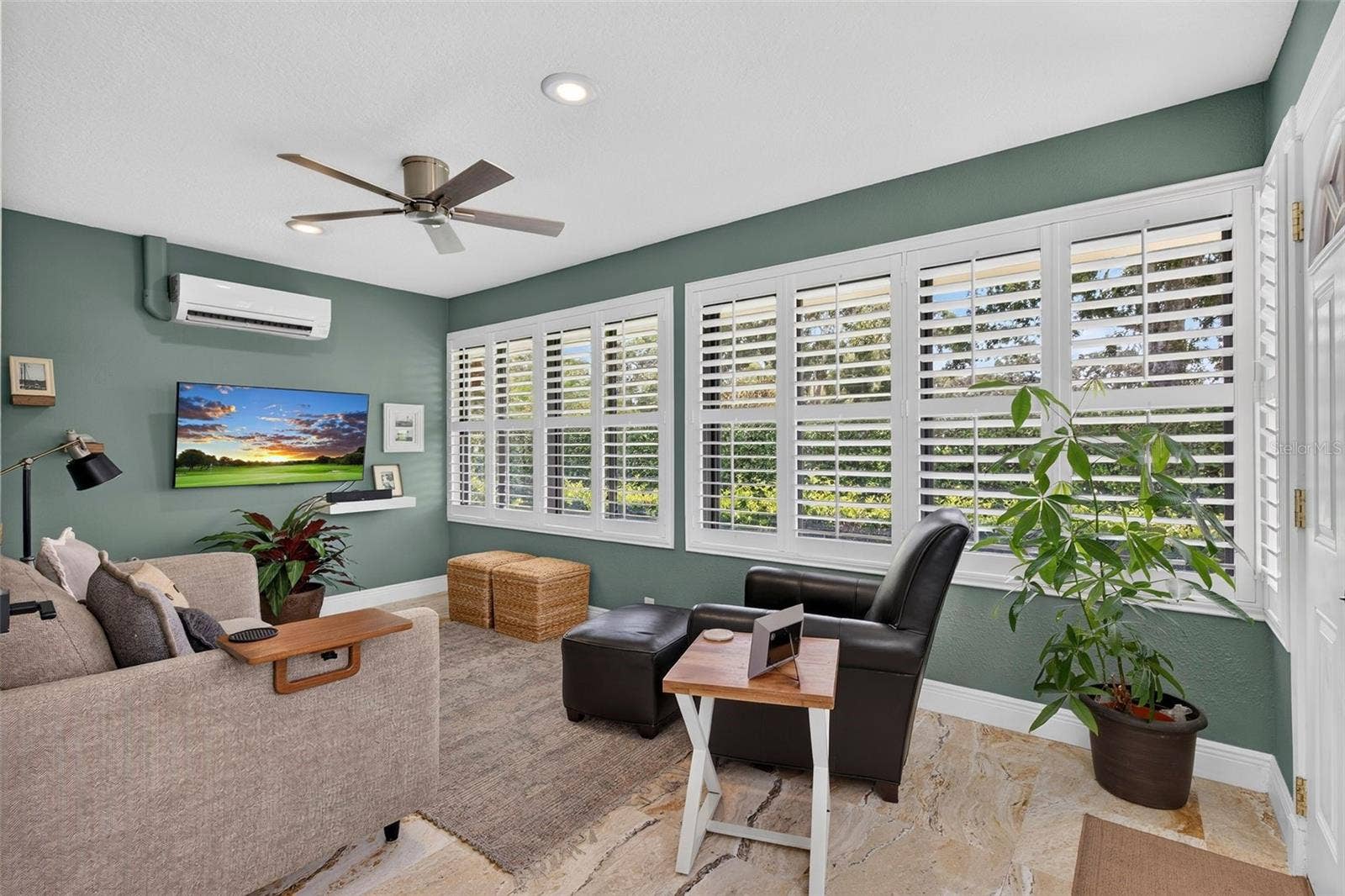 2604 ROYAL LIVERPOOL DRIVE, Tarpon Springs, FL 34688 2604 ROYAL LIVERPOOL DRIVE, Tarpon Springs, FL 34688