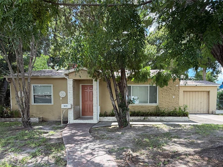 Property photo for 625 KINGSTON STREET S, St Petersburg, FL
