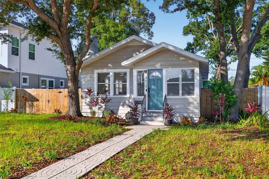 Property photo for 4624 IRIS STREET N, St Petersburg, FL
