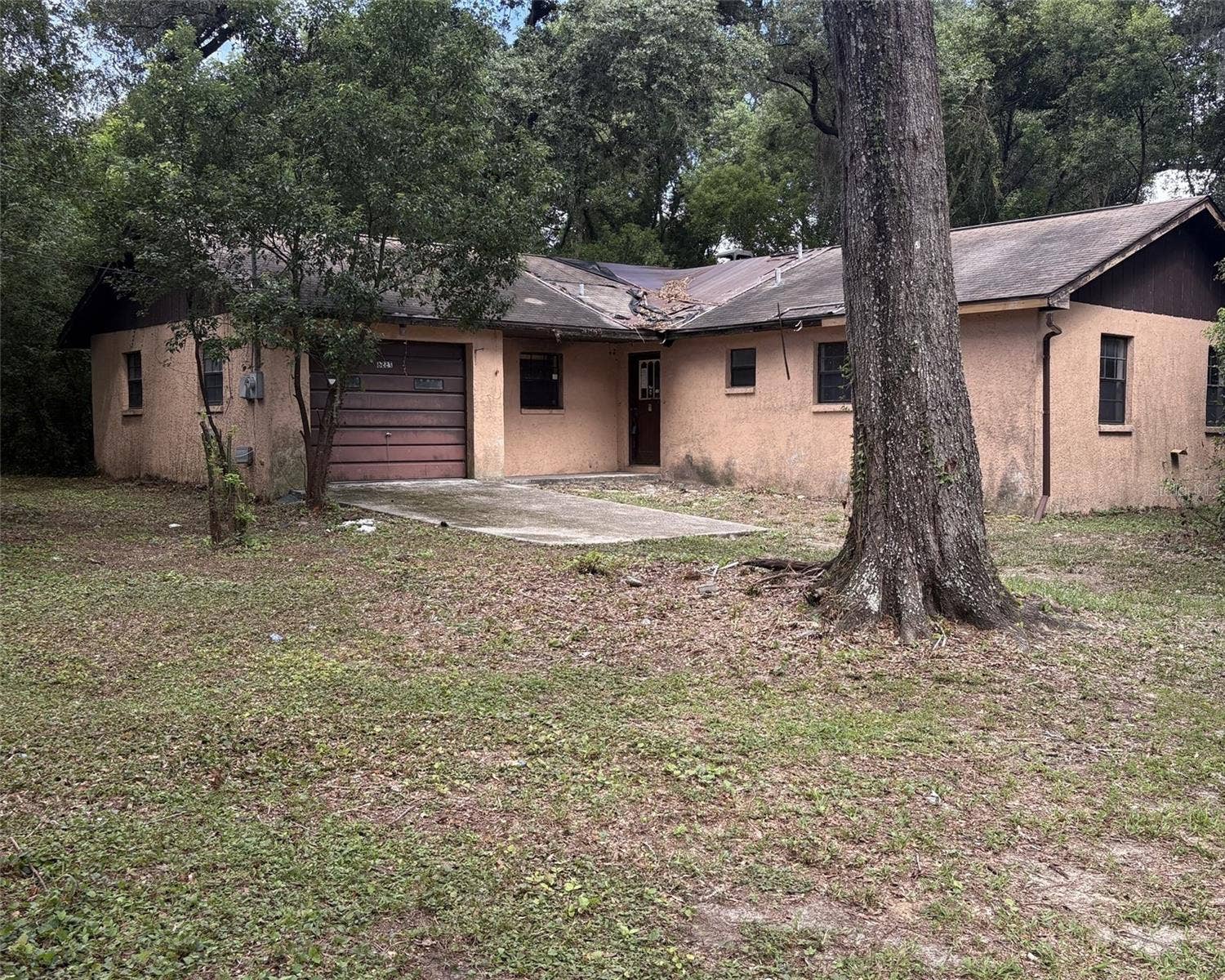 7556 23RD STREET, Zephyrhills, FL 33540
