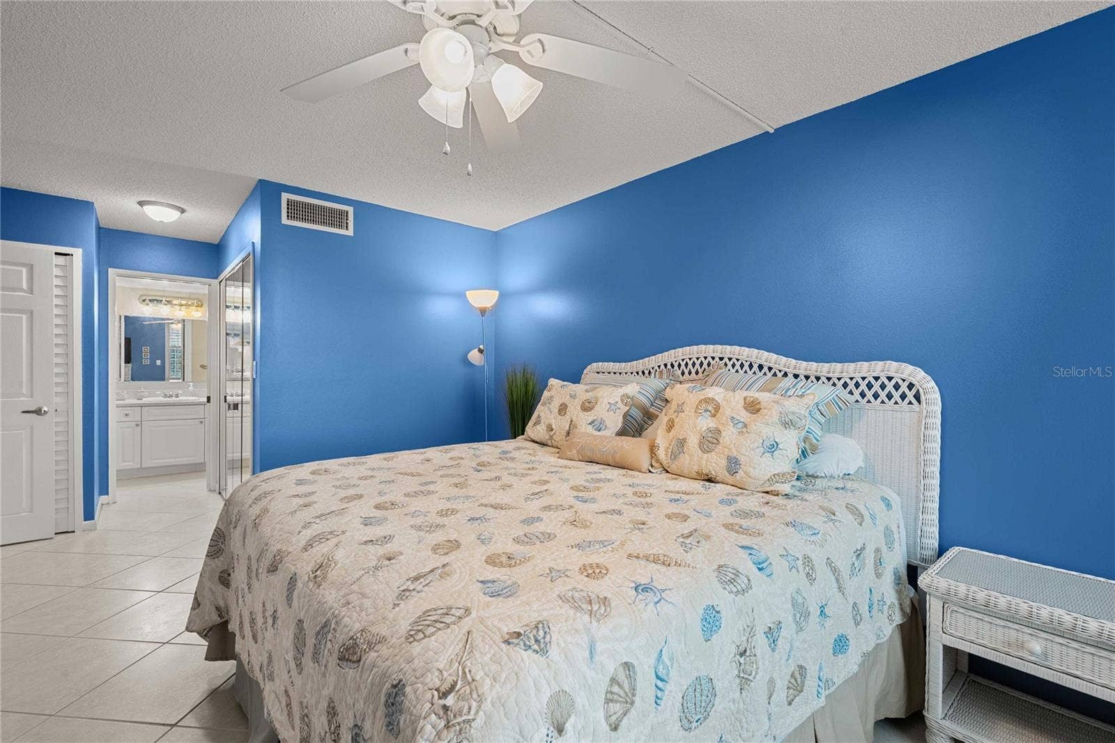 9525 BLIND PASS ROAD, #206, St Petersburg, FL 33706 9525 BLIND PASS ROAD, #206, St Petersburg, FL 33706