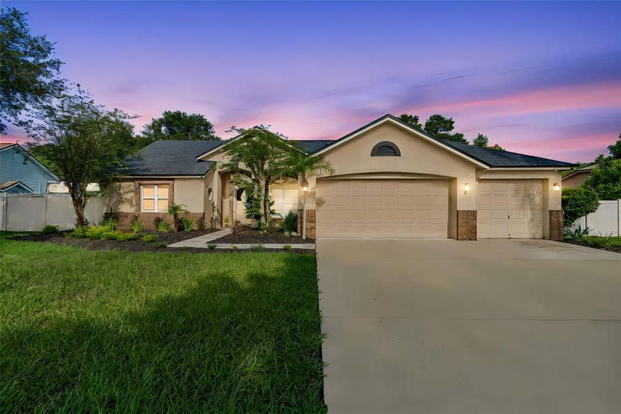 Property photo for 3813 POLUMBO DRIVE, Valrico, FL