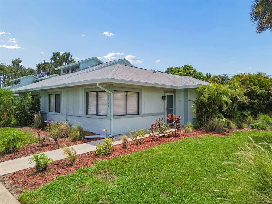 Property photo for 1109 SOMERSET CIRCLE S, Dunedin, FL