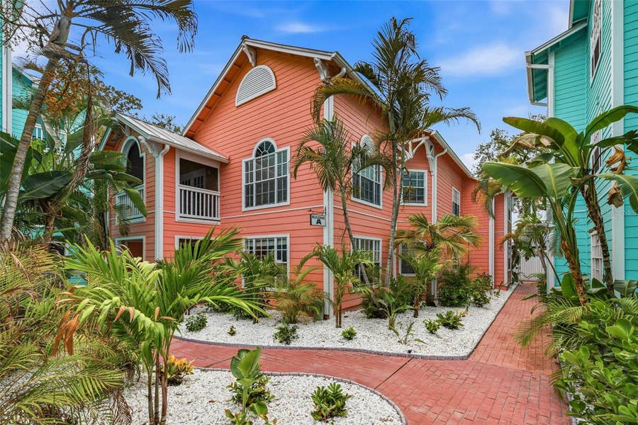 Property photo for 3002 W CLEVELAND STREET, #A8, Tampa, FL