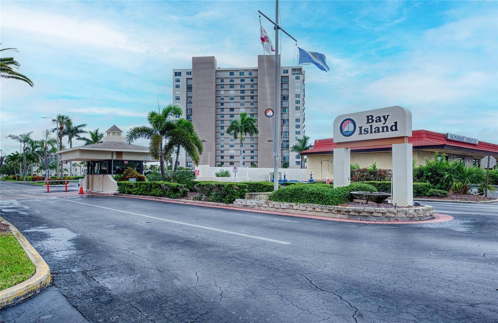 7400 SUN ISLAND DRIVE S, #709, South Pasadena, FL 33707