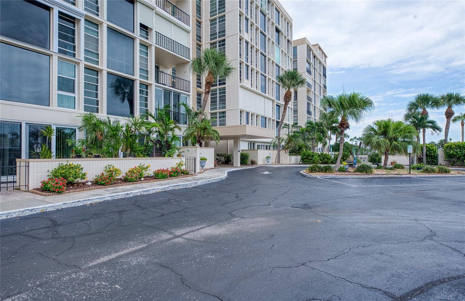 7400 SUN ISLAND DRIVE S, #709, South Pasadena, FL 33707