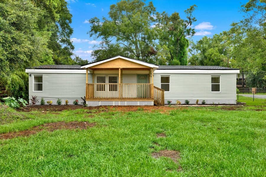 Property photo for 5801 MYRTLE LANE, Tampa, FL