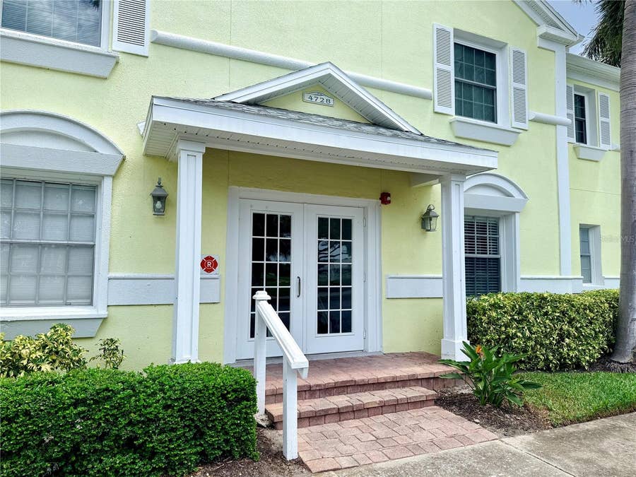 Property photo for 4728 BEACH DRIVE SE, #B, St Petersburg, FL