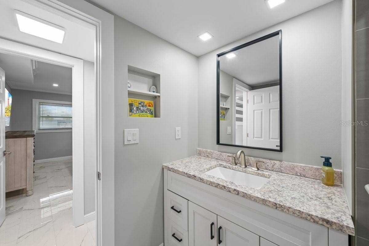 6061 2ND STREET E, #45, St Petersburg, FL 33706 6061 2ND STREET E, #45, St Petersburg, FL 33706
