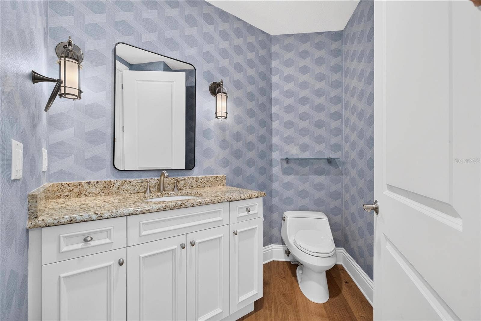 180 BEACH DRIVE NE, #502, St Petersburg, FL 33701 Half-Bath