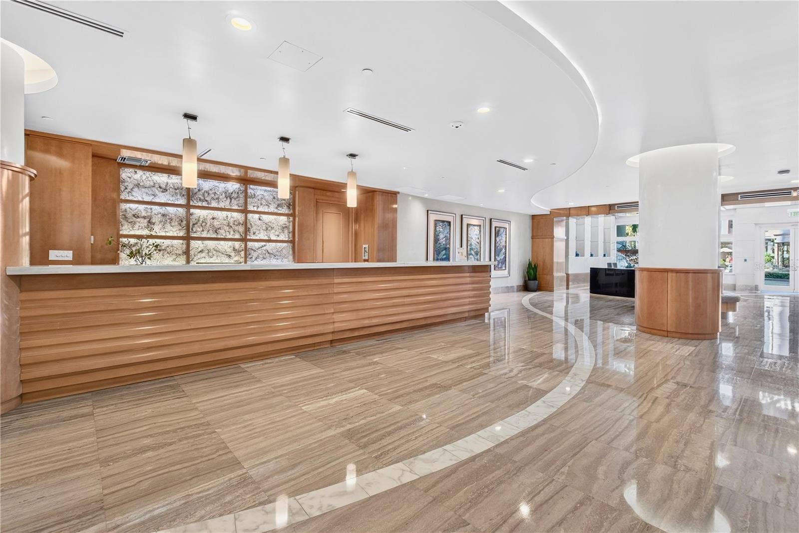180 BEACH DRIVE NE, #502, St Petersburg, FL 33701 Ovation Formal Lobby
