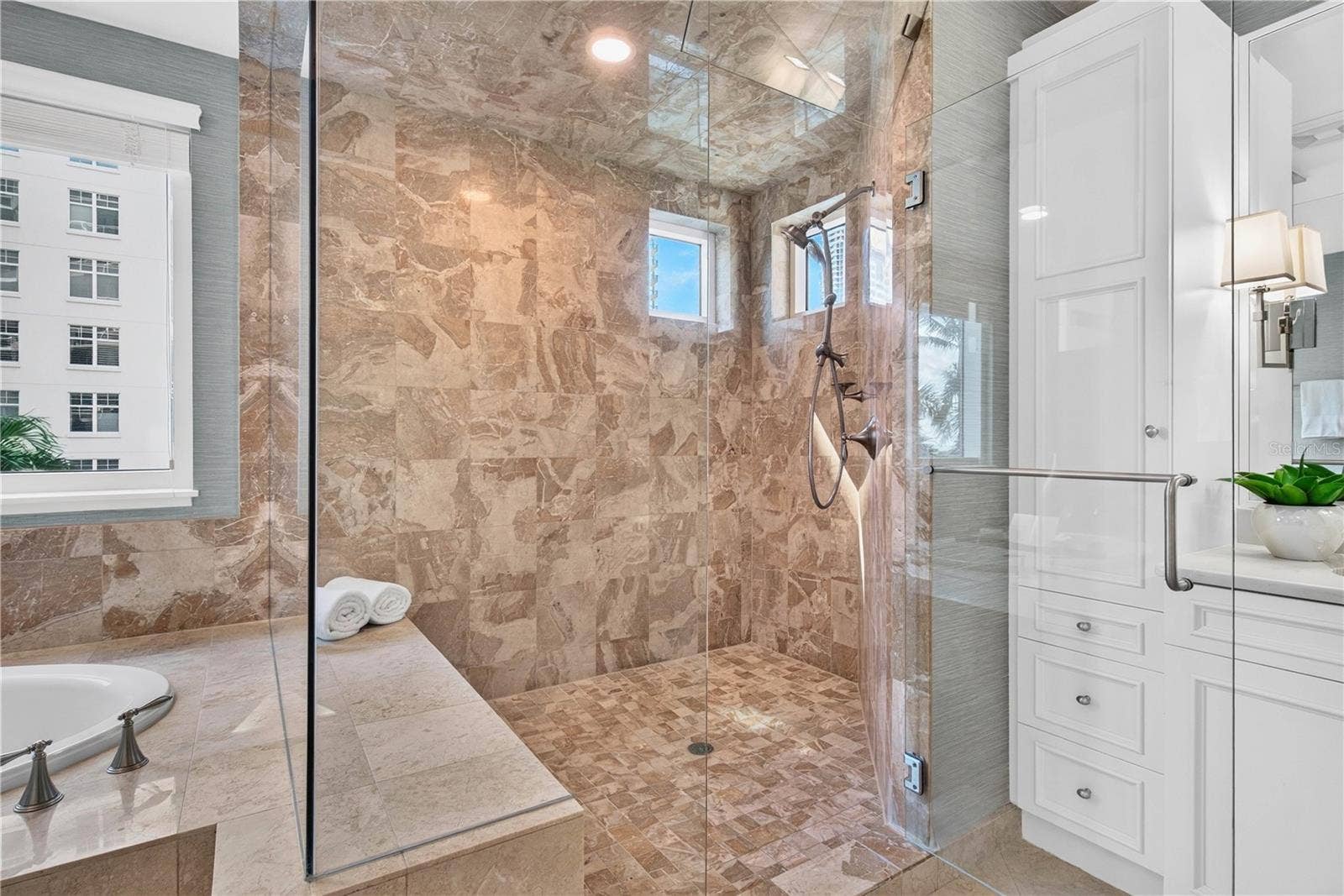 180 BEACH DRIVE NE, #502, St Petersburg, FL 33701 Primary Bath