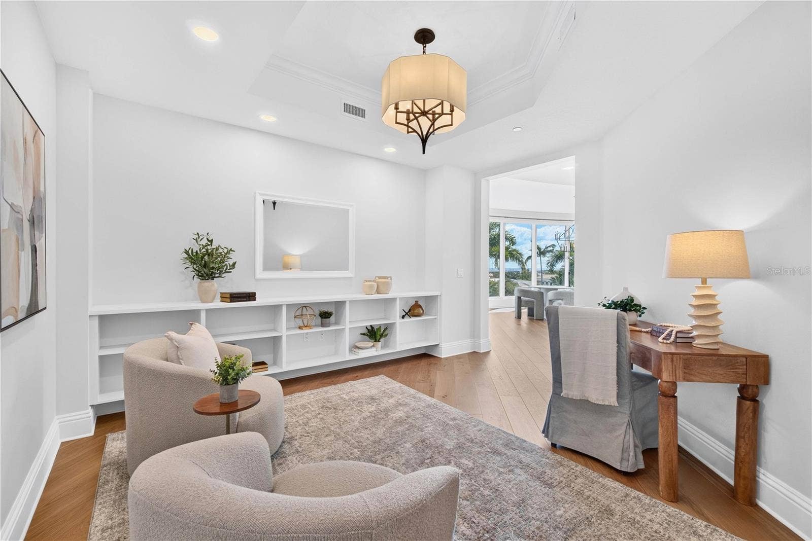 180 BEACH DRIVE NE, #502, St Petersburg, FL 33701 Study/Office