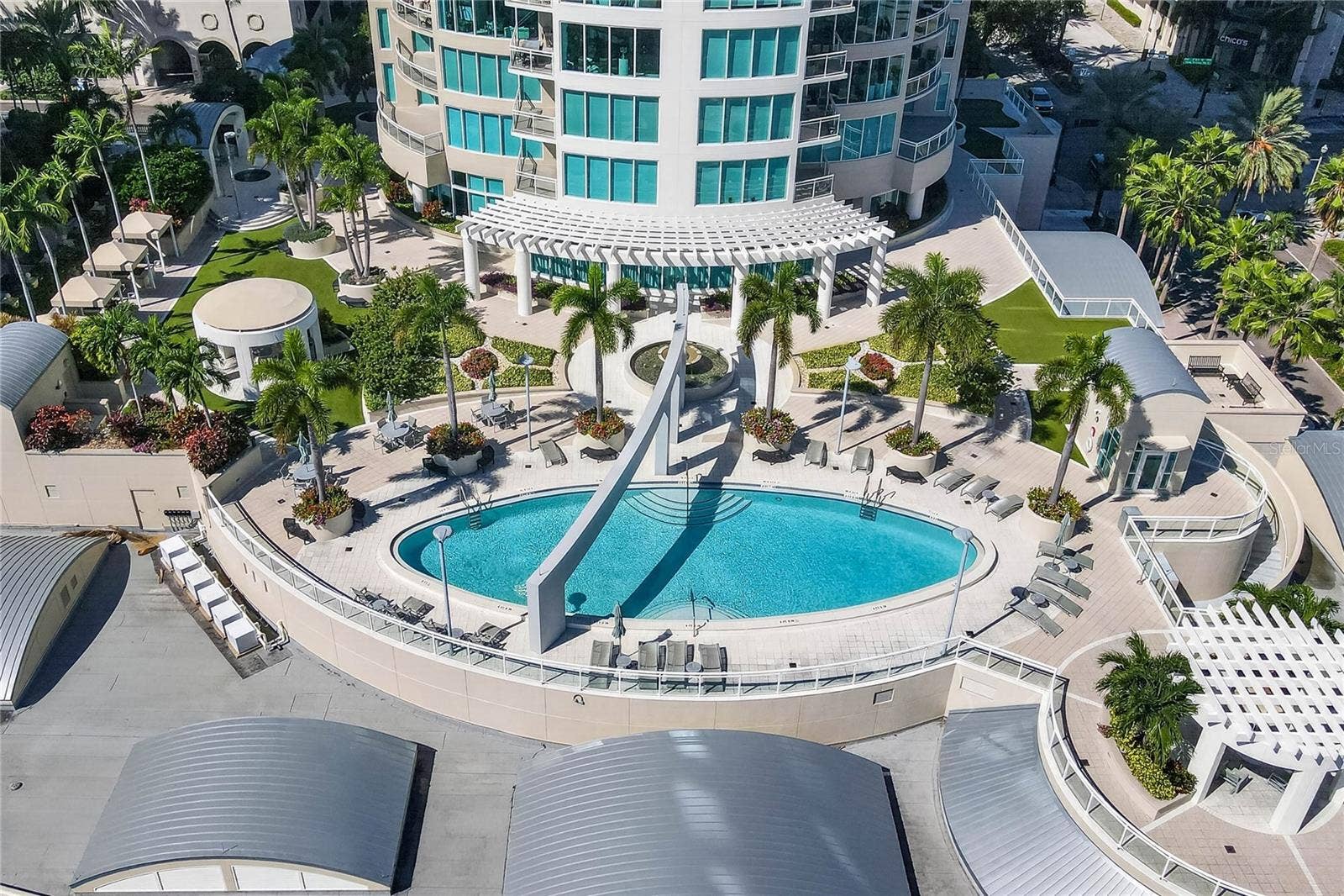 180 BEACH DRIVE NE, #502, St Petersburg, FL 33701 Resort-Caliber Pool Terrace