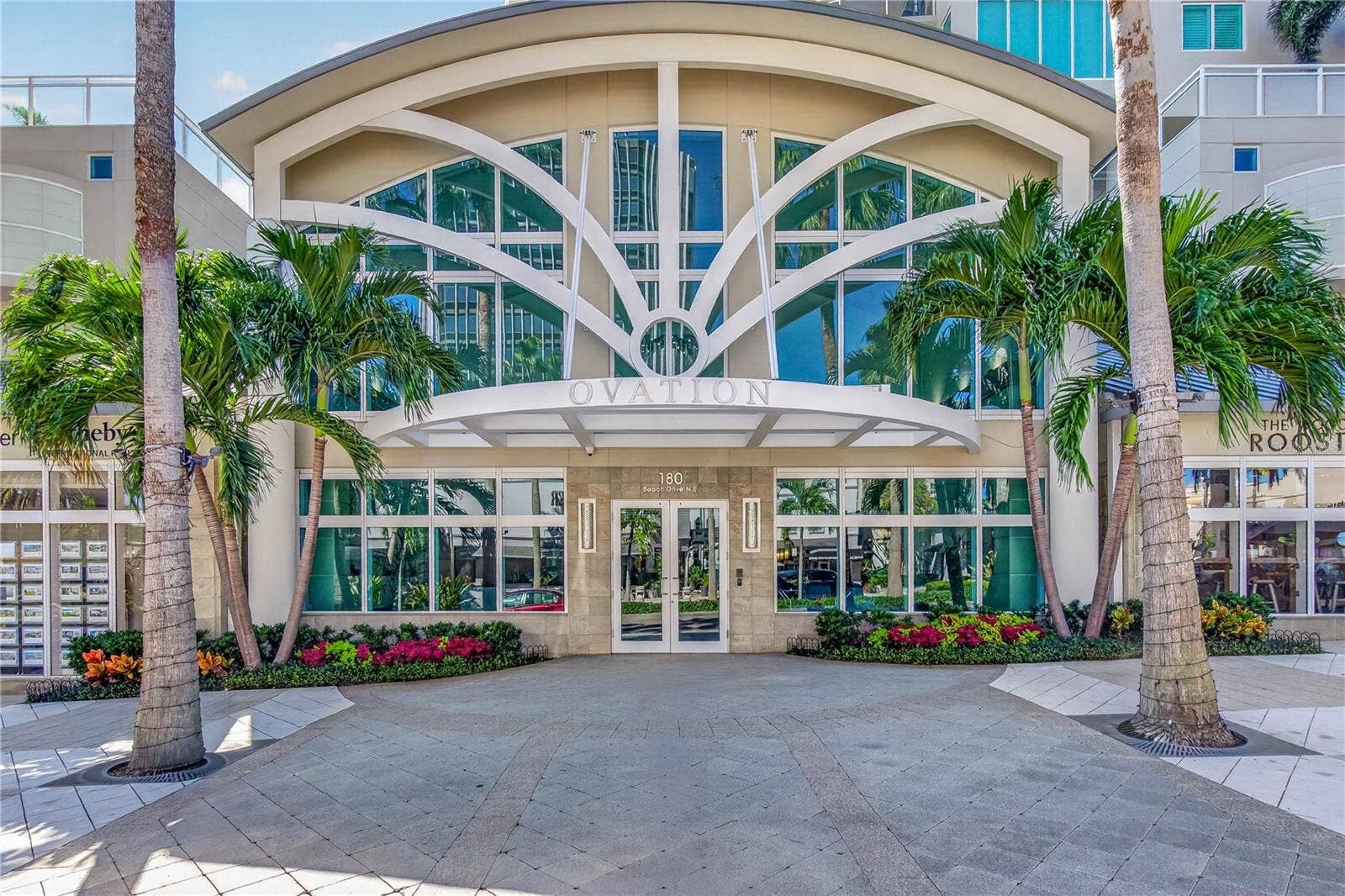 180 BEACH DRIVE NE, #502, St Petersburg, FL 33701 Main Entrance Ovation