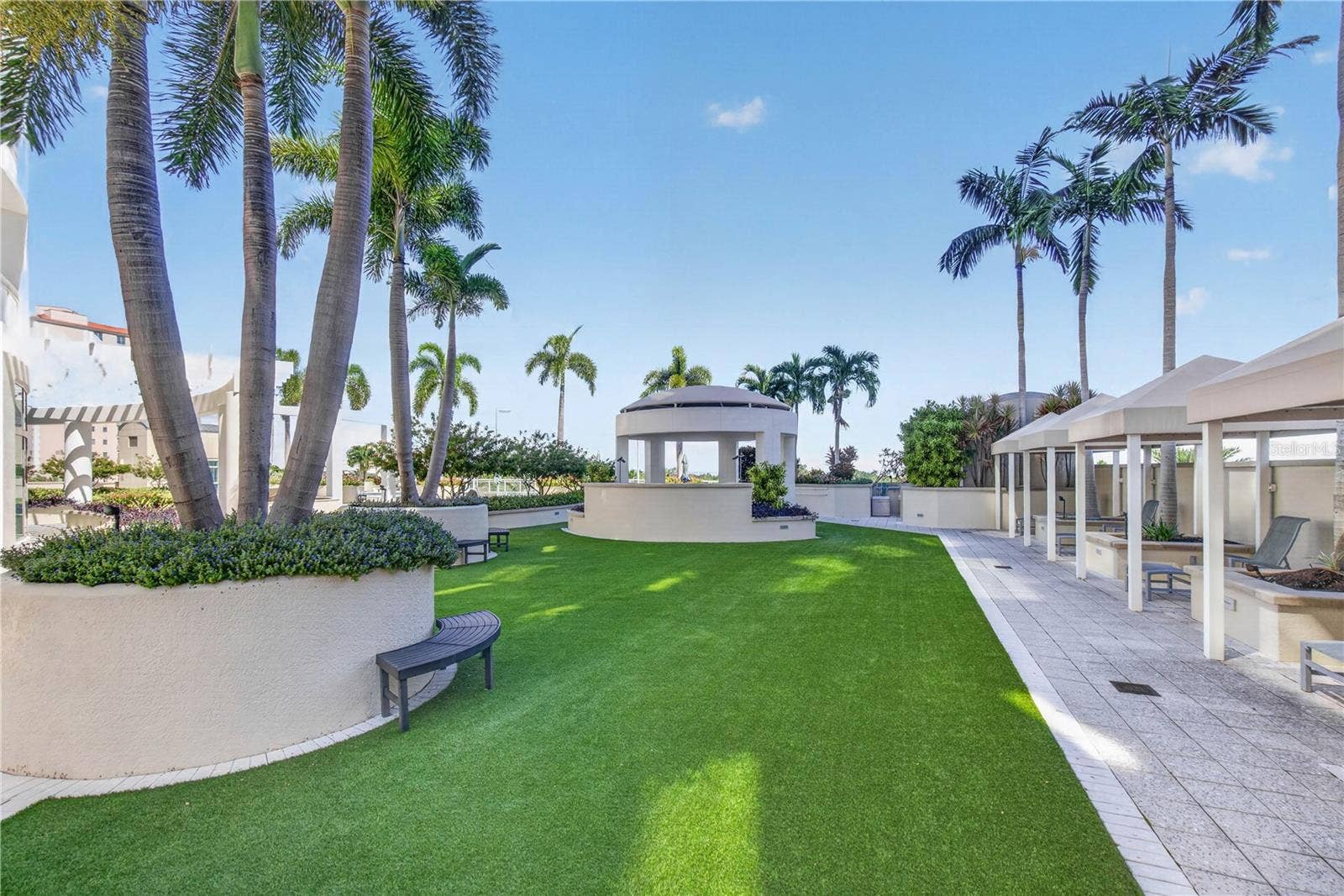 180 BEACH DRIVE NE, #502, St Petersburg, FL 33701 Resort-Caliber Pool Terrace