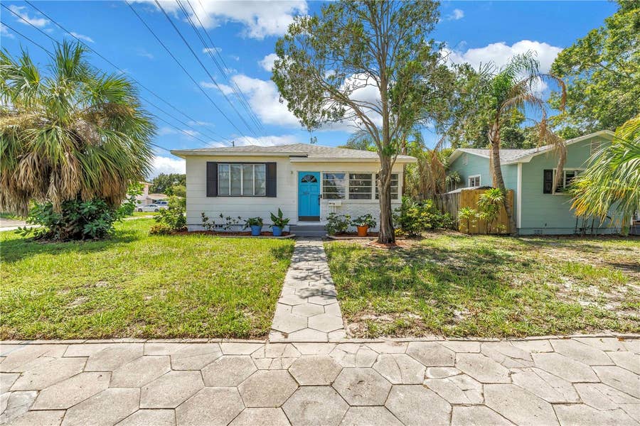 Property photo for 5200 3RD AVENUE N, St Petersburg, FL