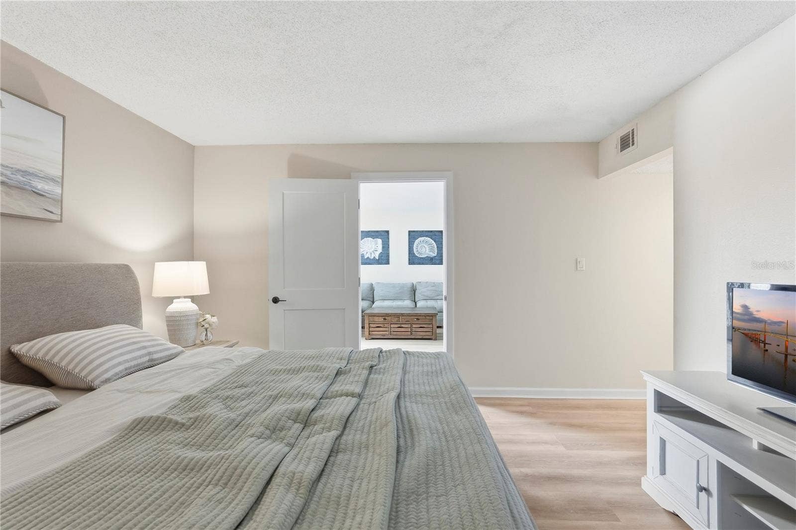 285 107TH AVENUE, #405, St Petersburg, FL 33706 285 107TH AVENUE, #405, St Petersburg, FL 33706
