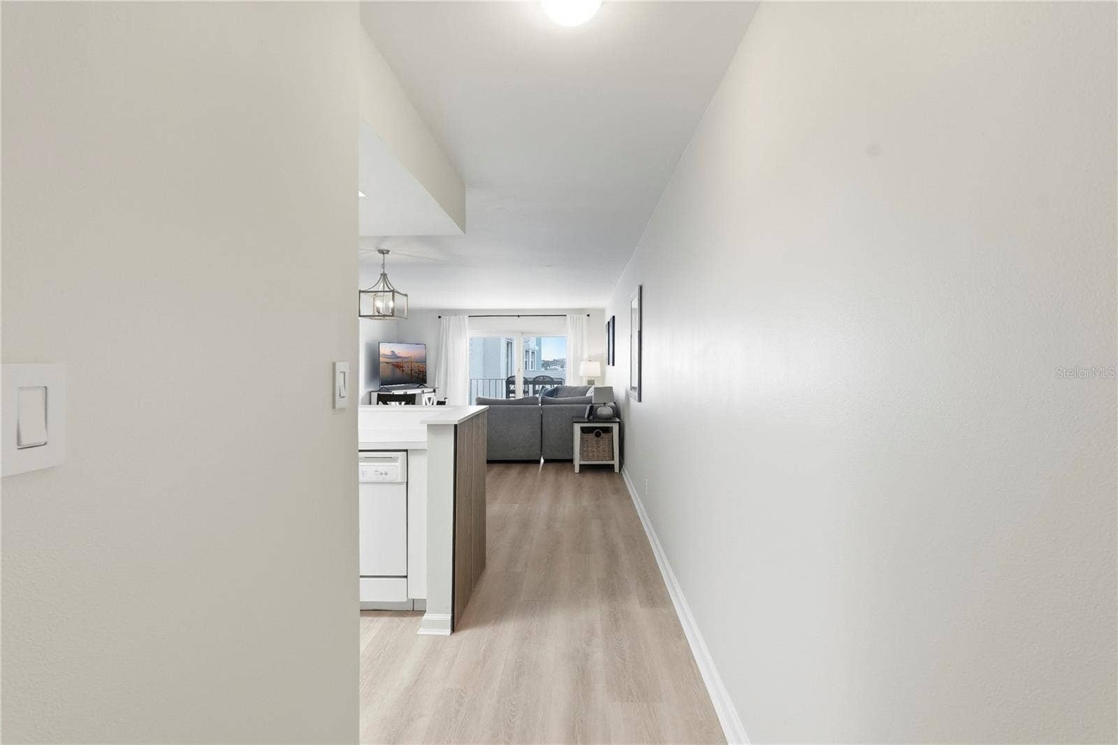 285 107TH AVENUE, #405, St Petersburg, FL 33706 285 107TH AVENUE, #405, St Petersburg, FL 33706